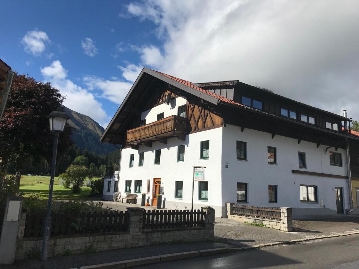 Apartamento Pony-Ziegen-Hasen-Ranch Bichlbach Exterior foto